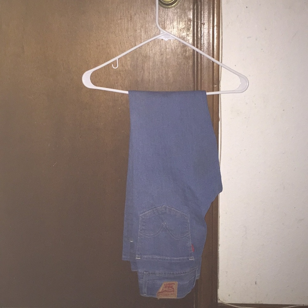 Levi Strauss & Co. 525 perfect waist straight leg